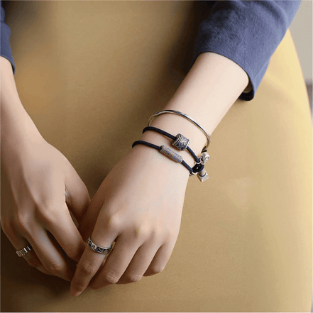 Six-Word Mantra Blue Thread Bracelet – Protection & Mindfulness