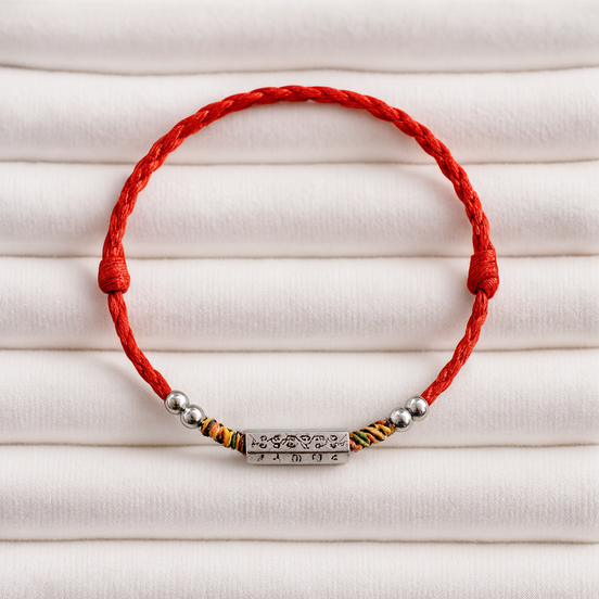 Tibetan Mantra Red Thread Bracelet – Protection & Resilience