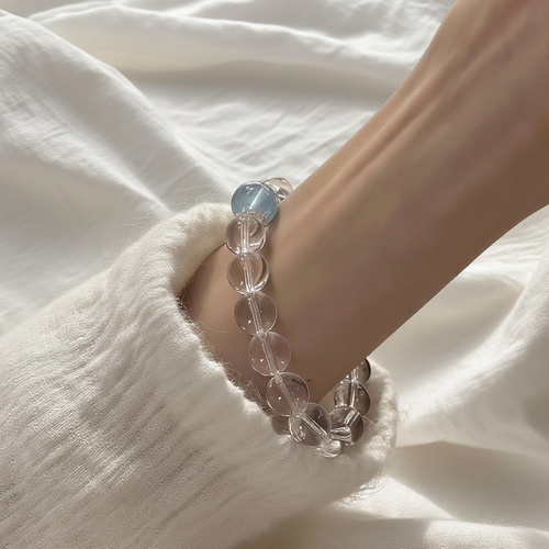 Clear Quartz and Aquamarine bracelet with polished round beads, crafted for sleep mode rituals, bringing stillness and emotional reset at night.